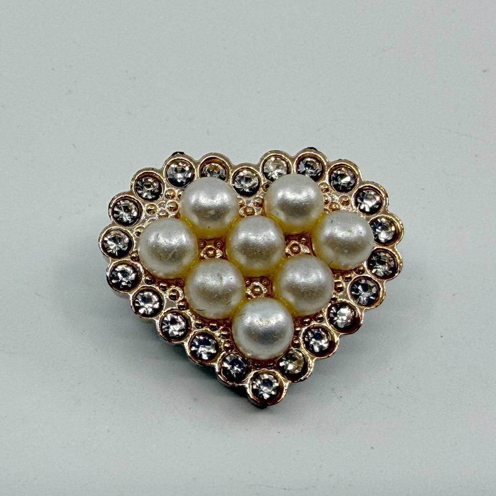 Heart Brooch Gold Tone Pearl Cluster Crystal Border Romantic Gift Statement Pin